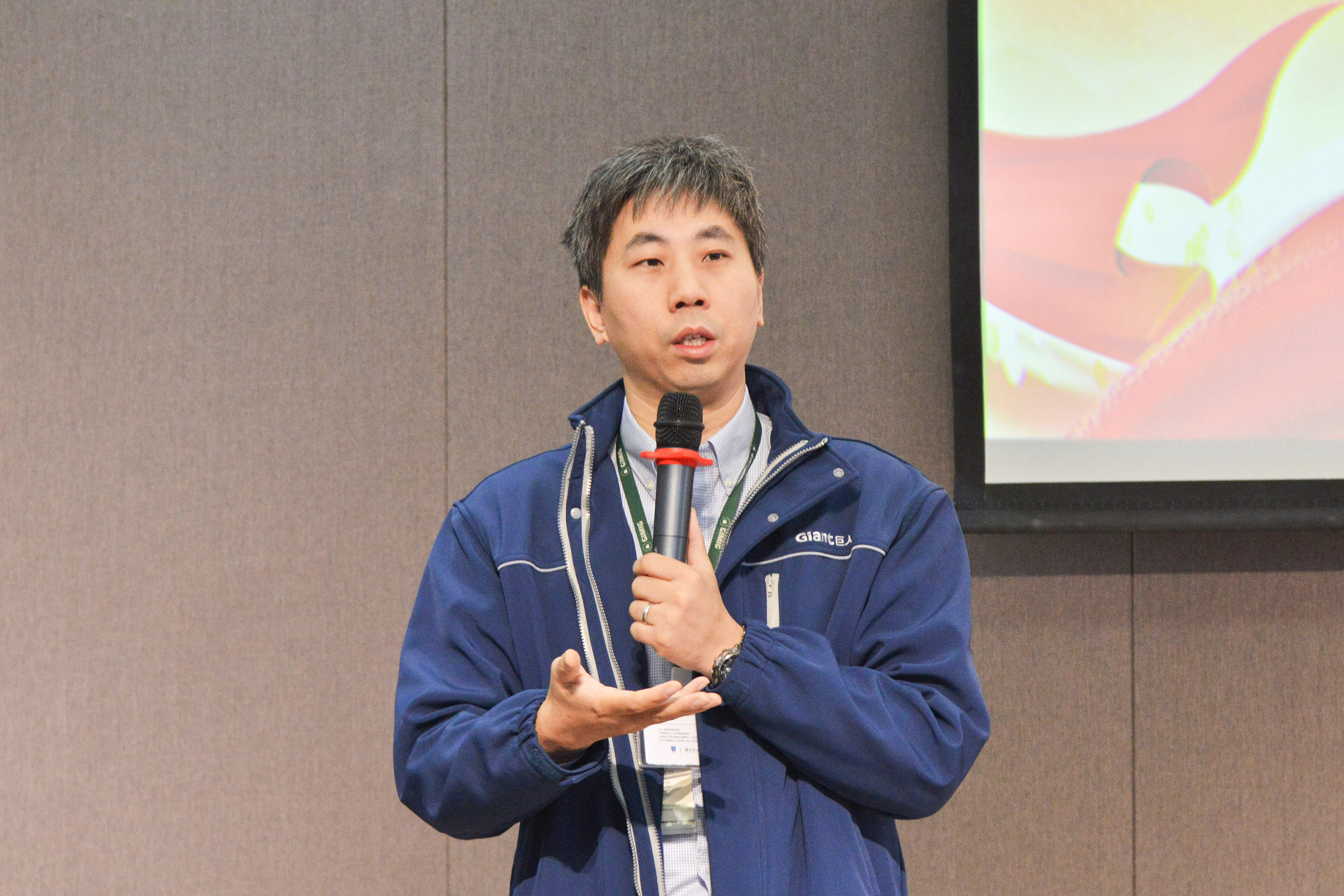 共建幸福家園 同創美好明天——巨人集團第十一屆職代會召開